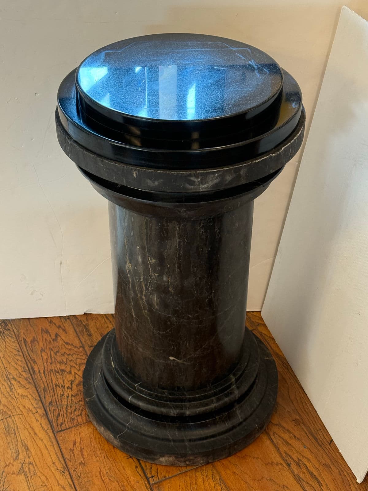 Neoclassical Marble Pedestal Table - Thumbnail 11