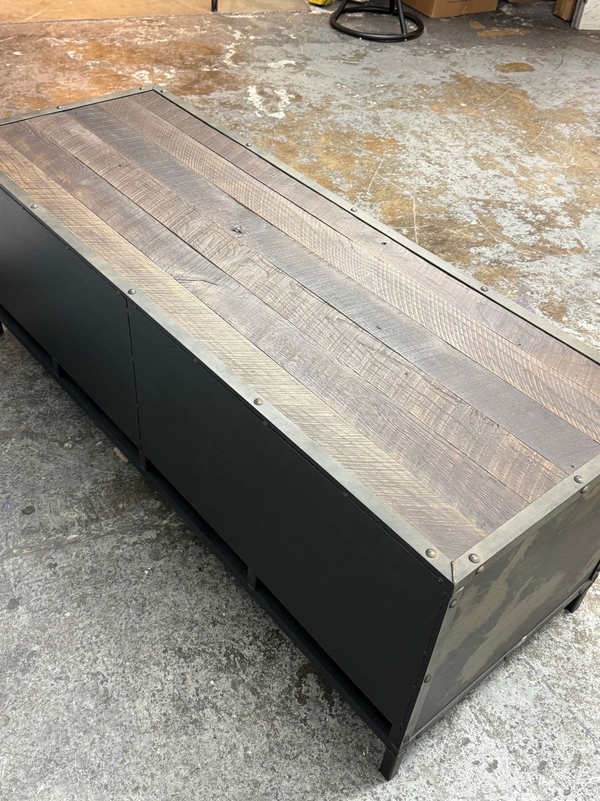 Combine9 Industrial Media Console - Thumbnail 11