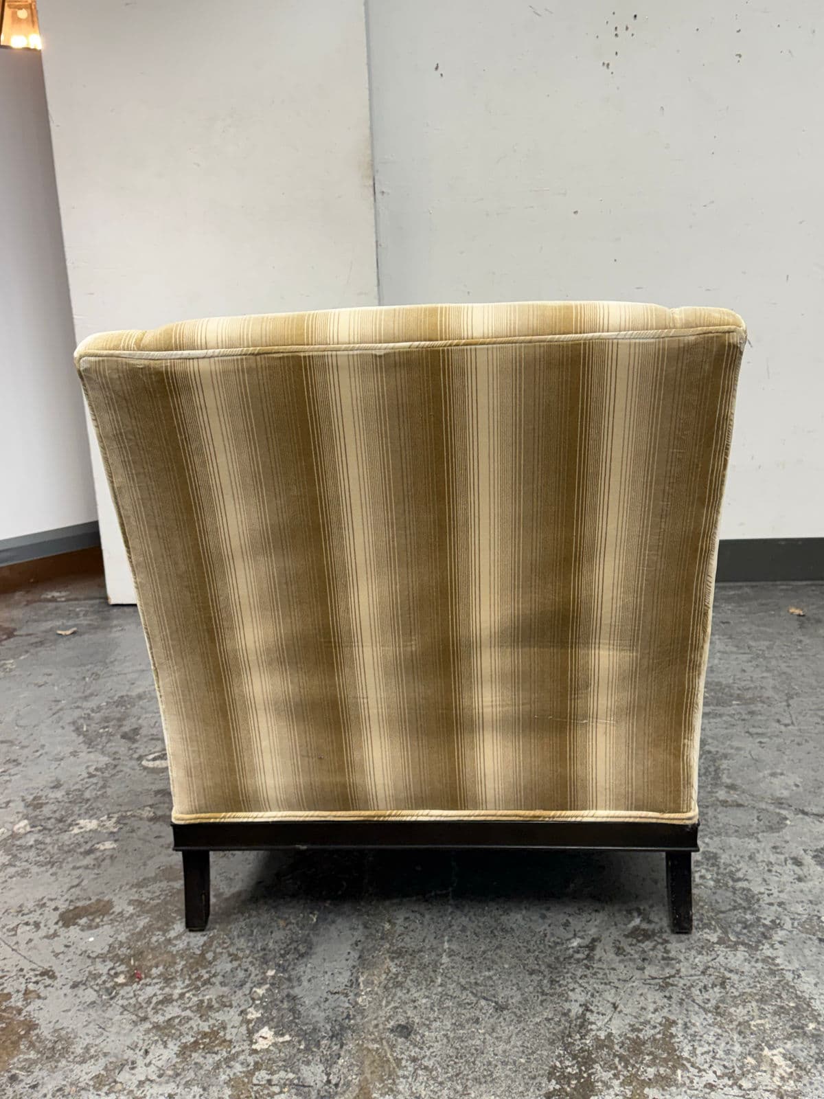 Kravet Montauk Bespoke Lounge Chair - Thumbnail 6