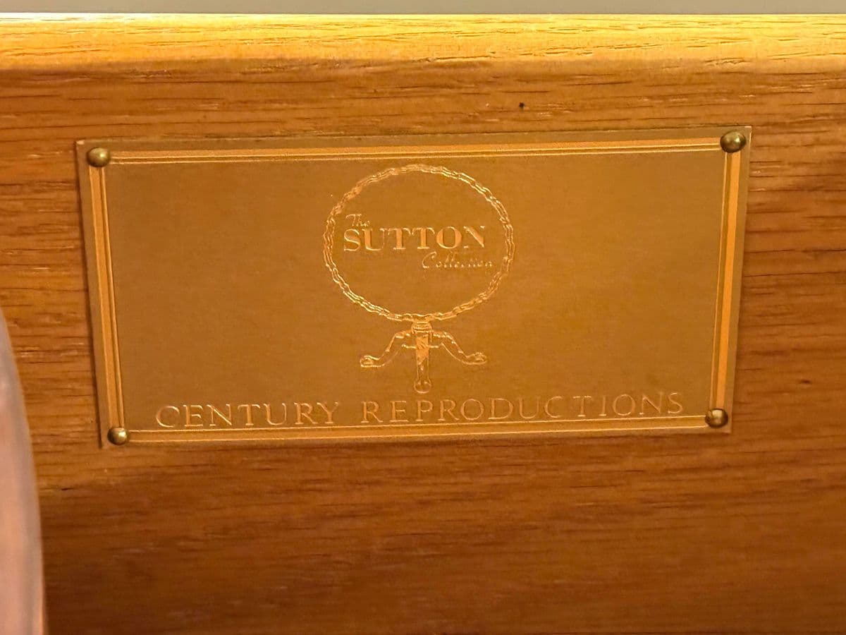 Century Reproductions Sutton Collection Leeds Chest of Drawers, Late 20th Century - Thumbnail 13