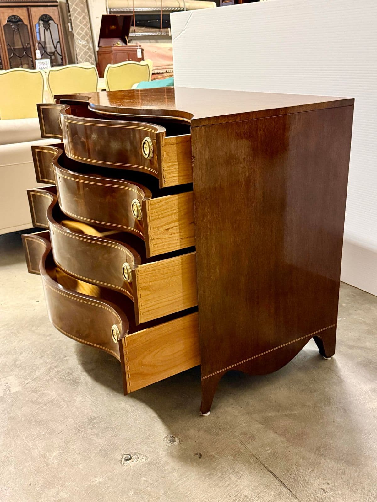 Century Reproductions Sutton Collection Leeds Chest of Drawers, Late 20th Century - Thumbnail 5