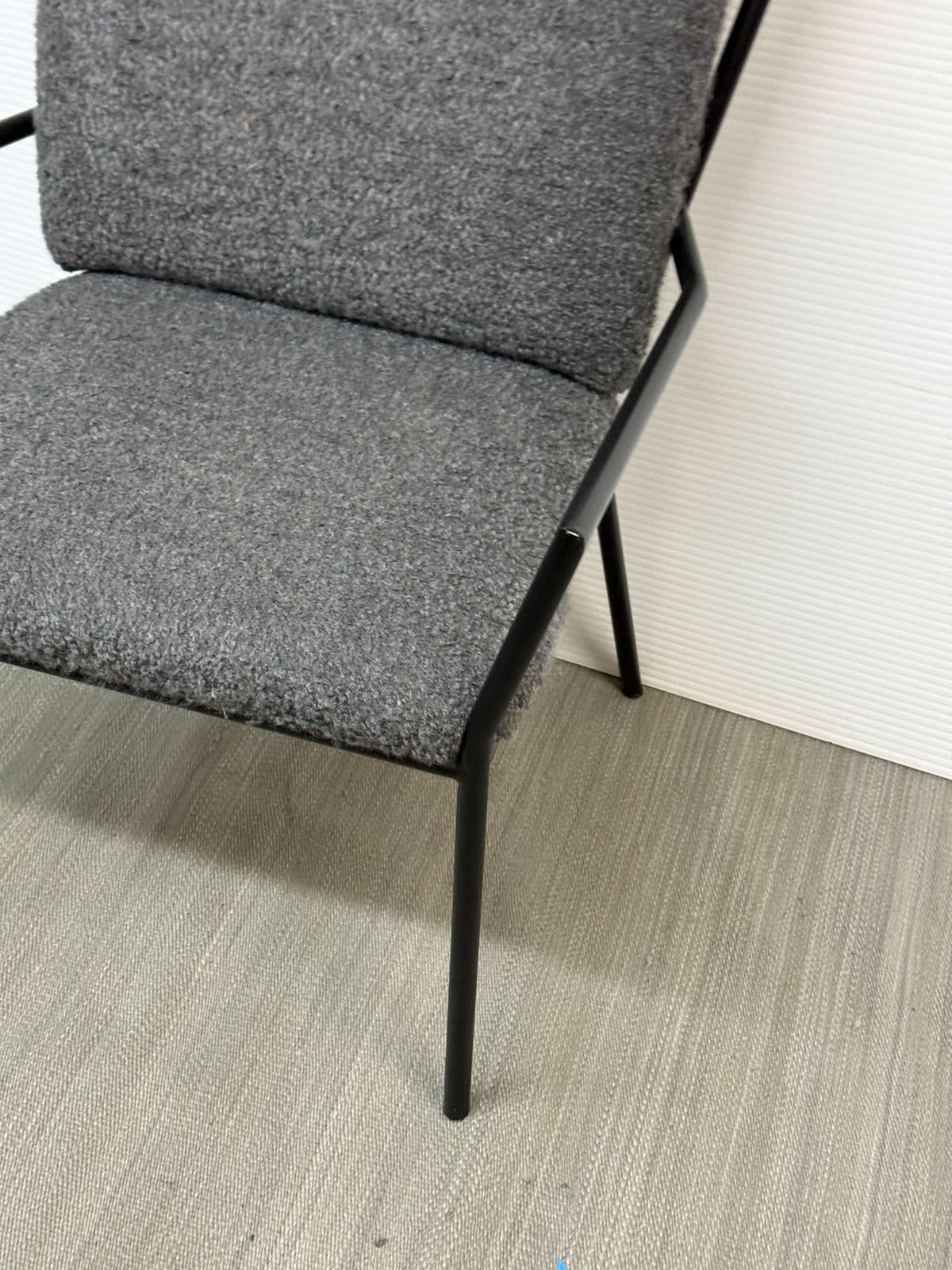 Contemporary Metal + Fabric Arm Chair - Thumbnail 3