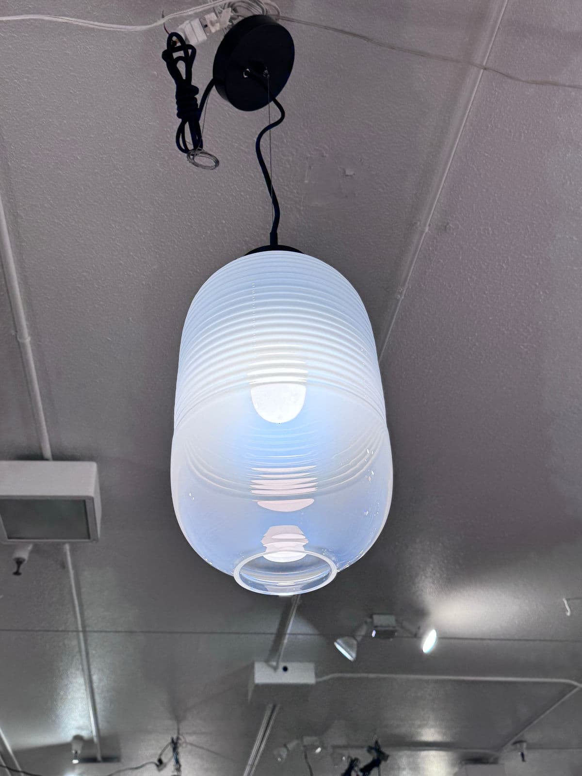 New Bomma Lantern Pendant With Black Hardware - Thumbnail 4