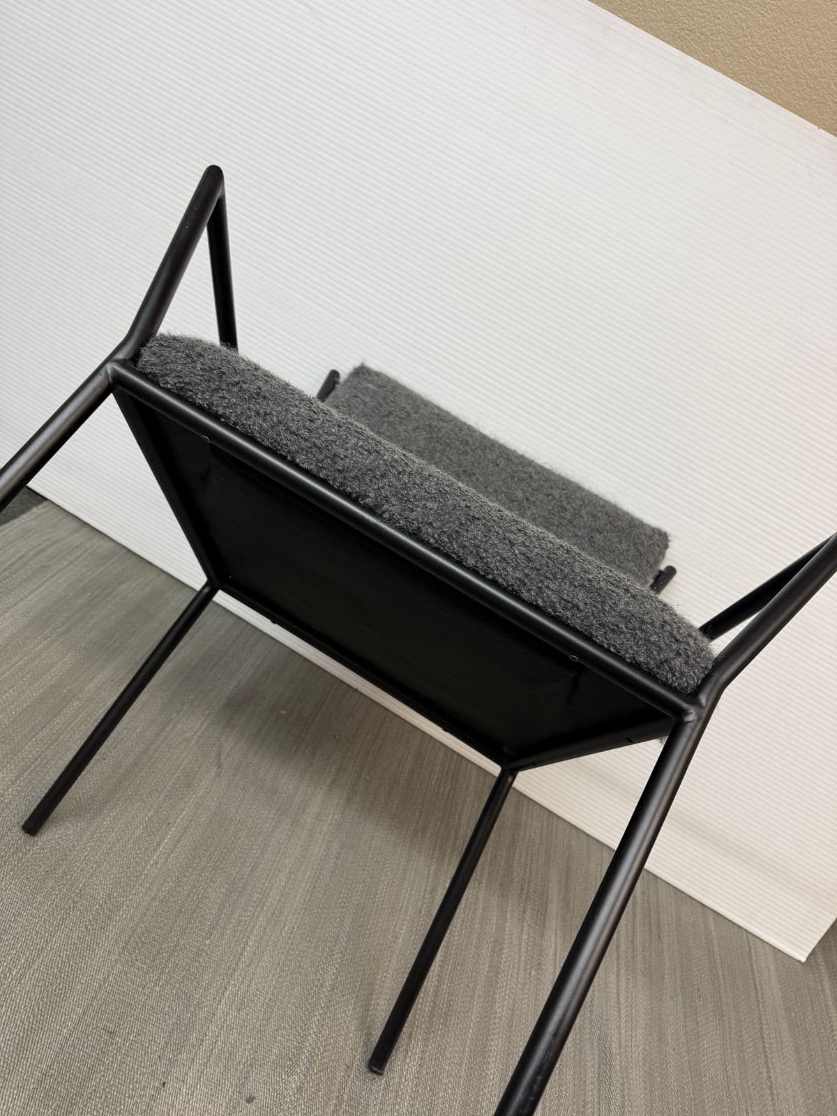 Contemporary Metal + Fabric Arm Chair - Thumbnail 4