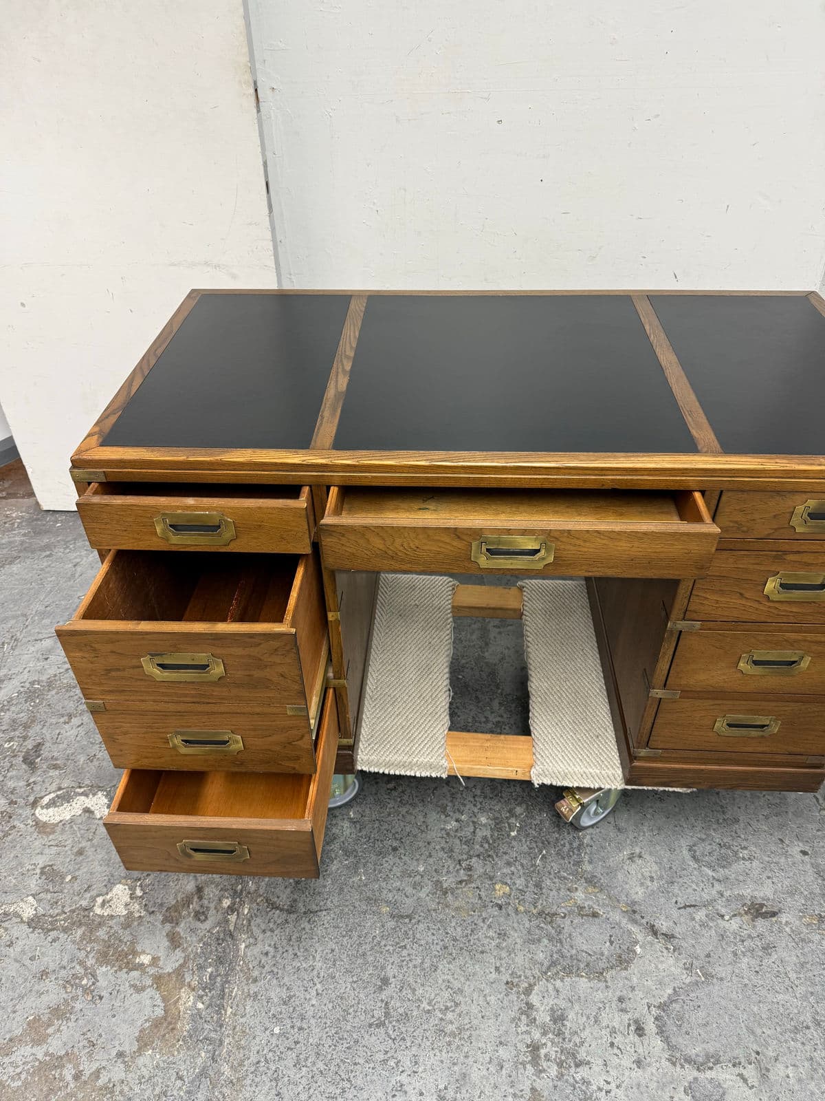 Circa 1970's Sligh Furniture Campaign Desk - Thumbnail 7