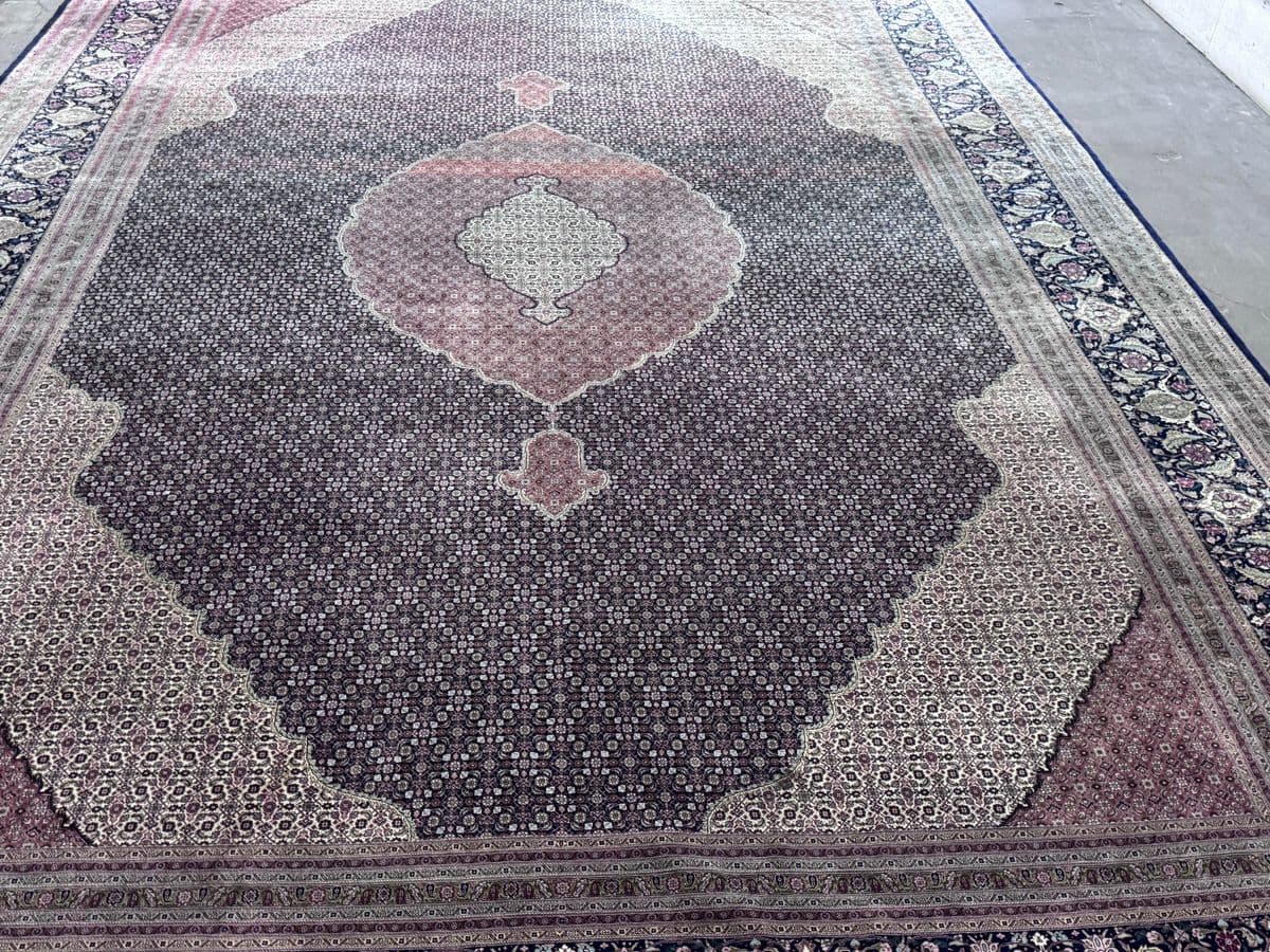 13ft 6in × 19ft 5in Tabriz Persian Wool Area Rug - Thumbnail 7