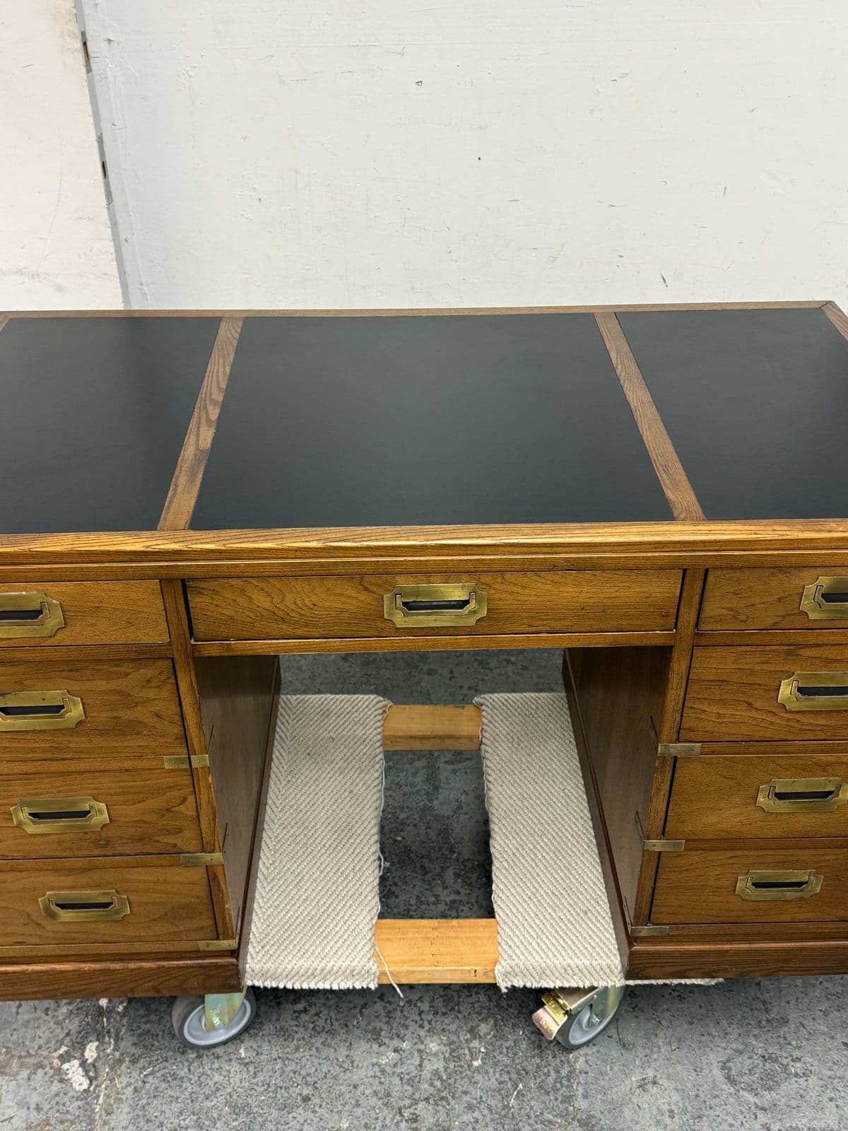 Circa 1970's Sligh Furniture Campaign Desk - Thumbnail 9