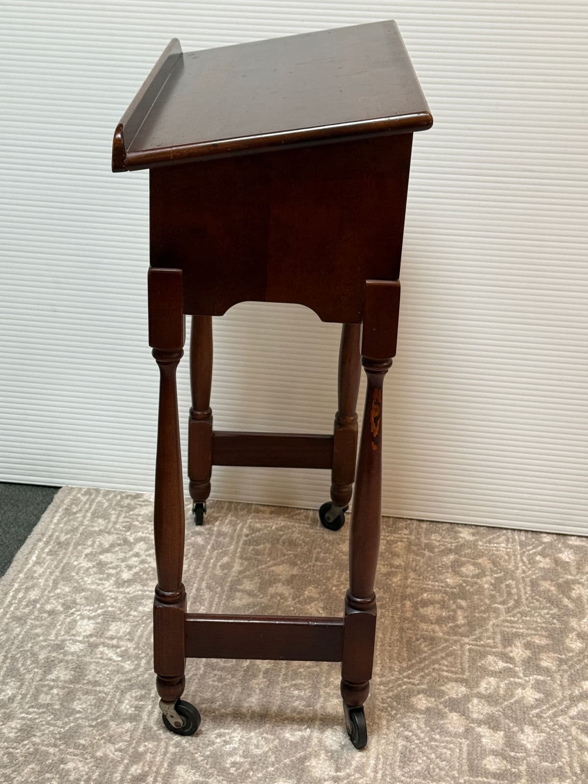 Antique Colonial Walnut Book Stand - Thumbnail 13