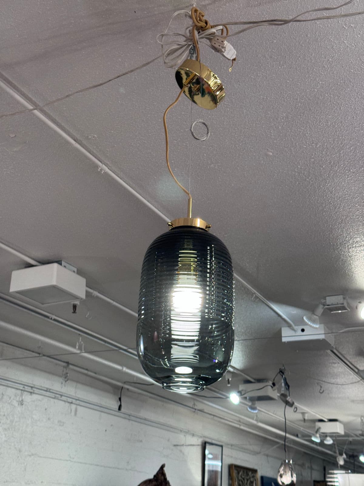 Bomma Lantern Pendant With Black Hardware - Thumbnail 4