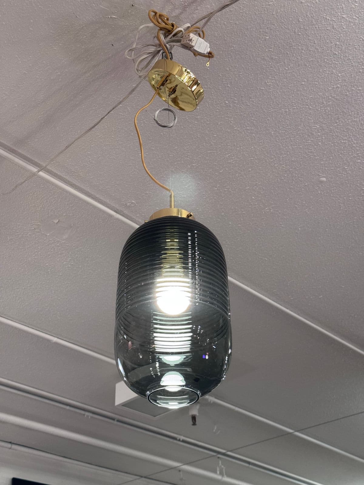 Bomma Lantern Pendant With Black Hardware - Thumbnail 6