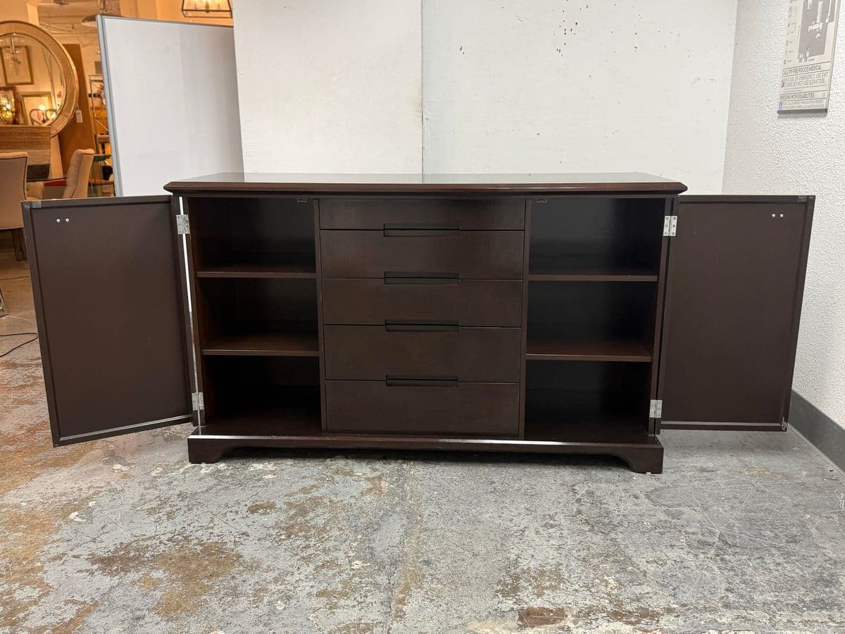 Michael Berman Hayward Dresser - Thumbnail 6