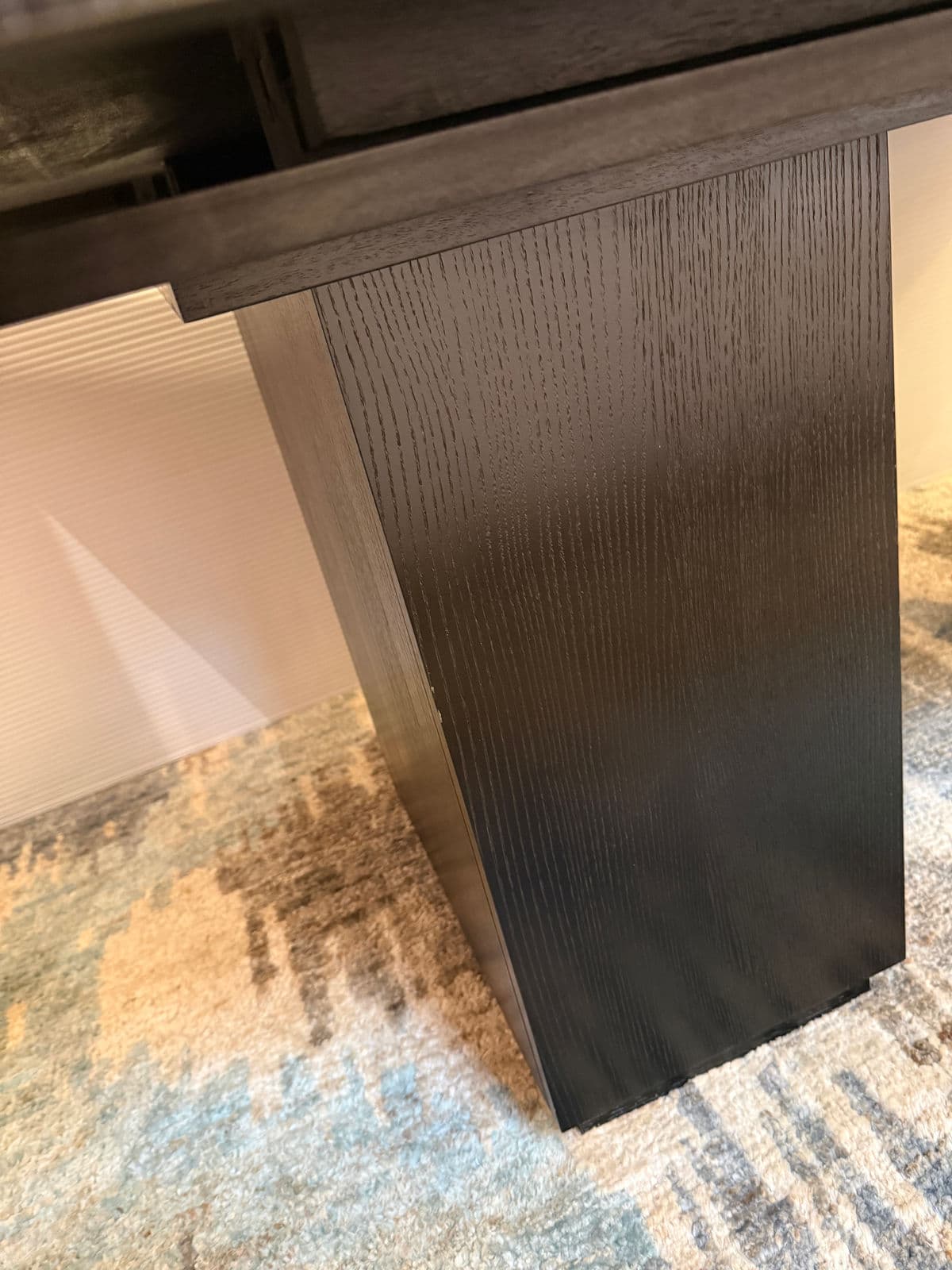 Lexington Furniture Carrara Modena Double Pedestal Dining Table - Thumbnail 8