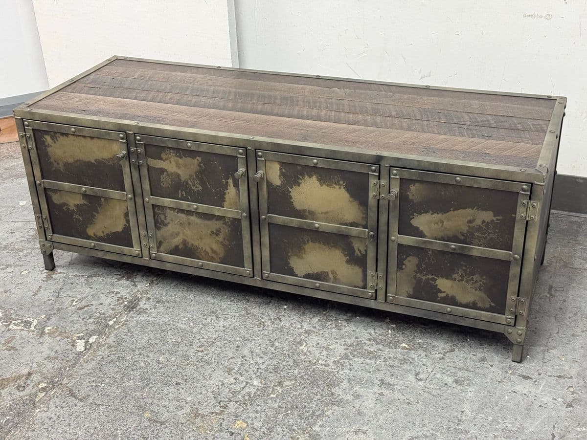 Combine9 Industrial Media Console - Thumbnail 9