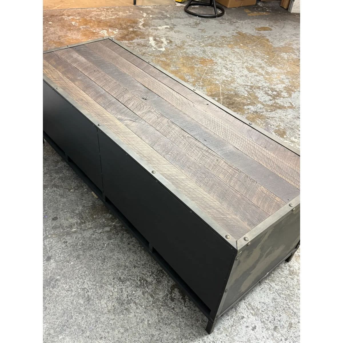 Combine9 Industrial Media Console - Thumbnail 14