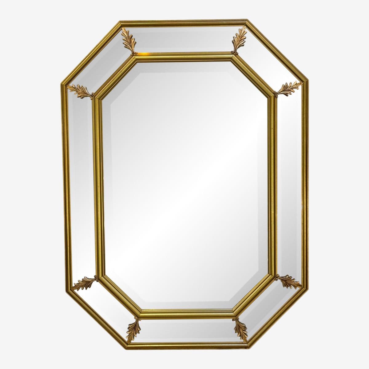 Late 20th Century Bombay Company Florence Italian Beveled Gold Gilt Octagonal Mirror. - Image 1