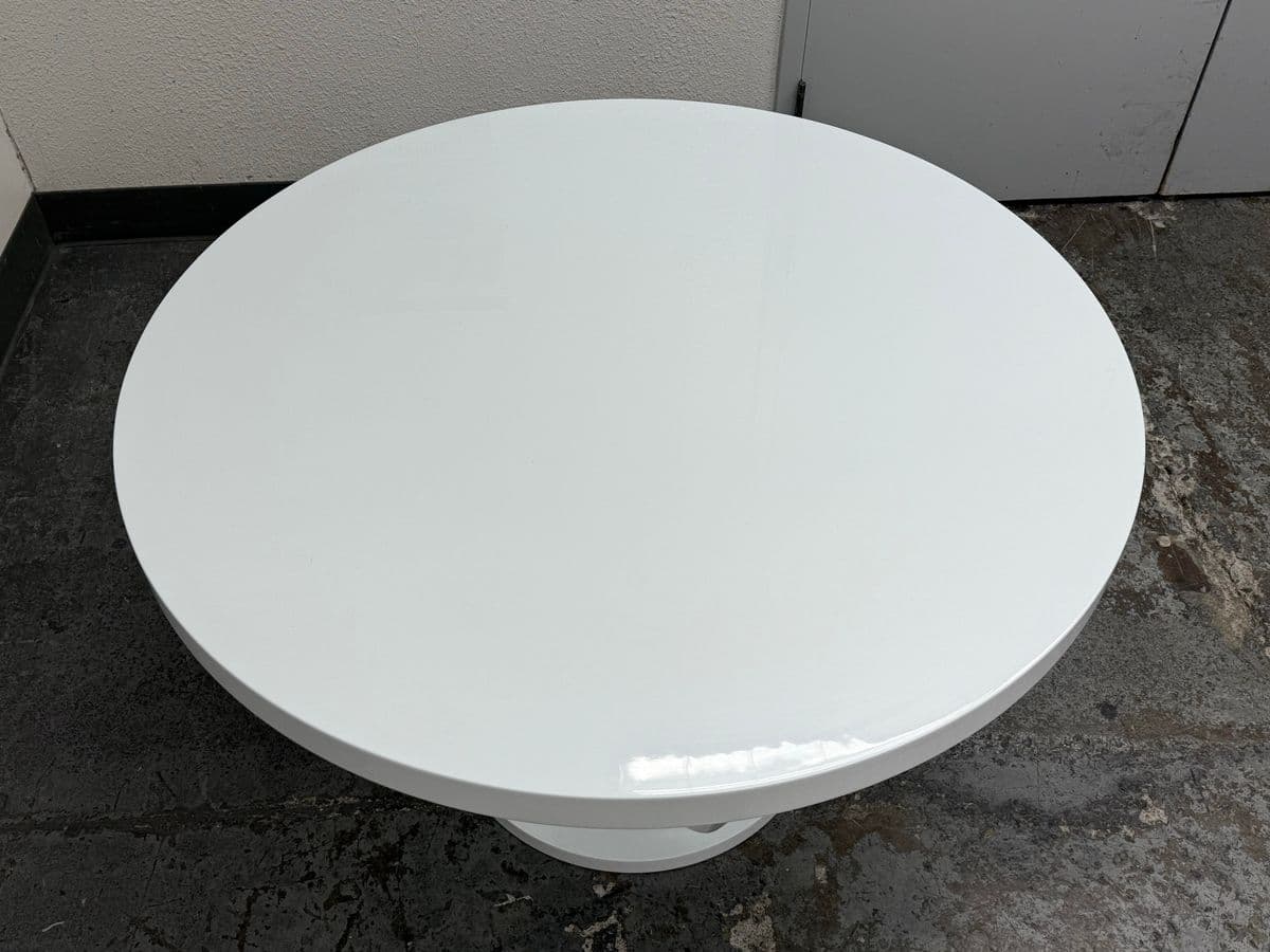 Custom Design Silky Smooth Lacquered Entry Way Table - Thumbnail 6