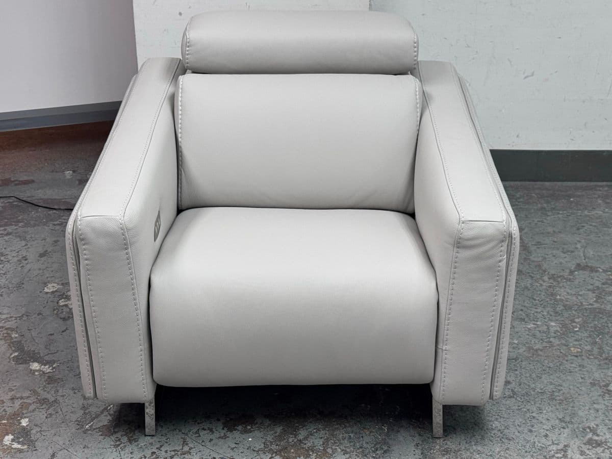Loggia Showroom Athos Leather Power Recliner, Frozen - Thumbnail 11