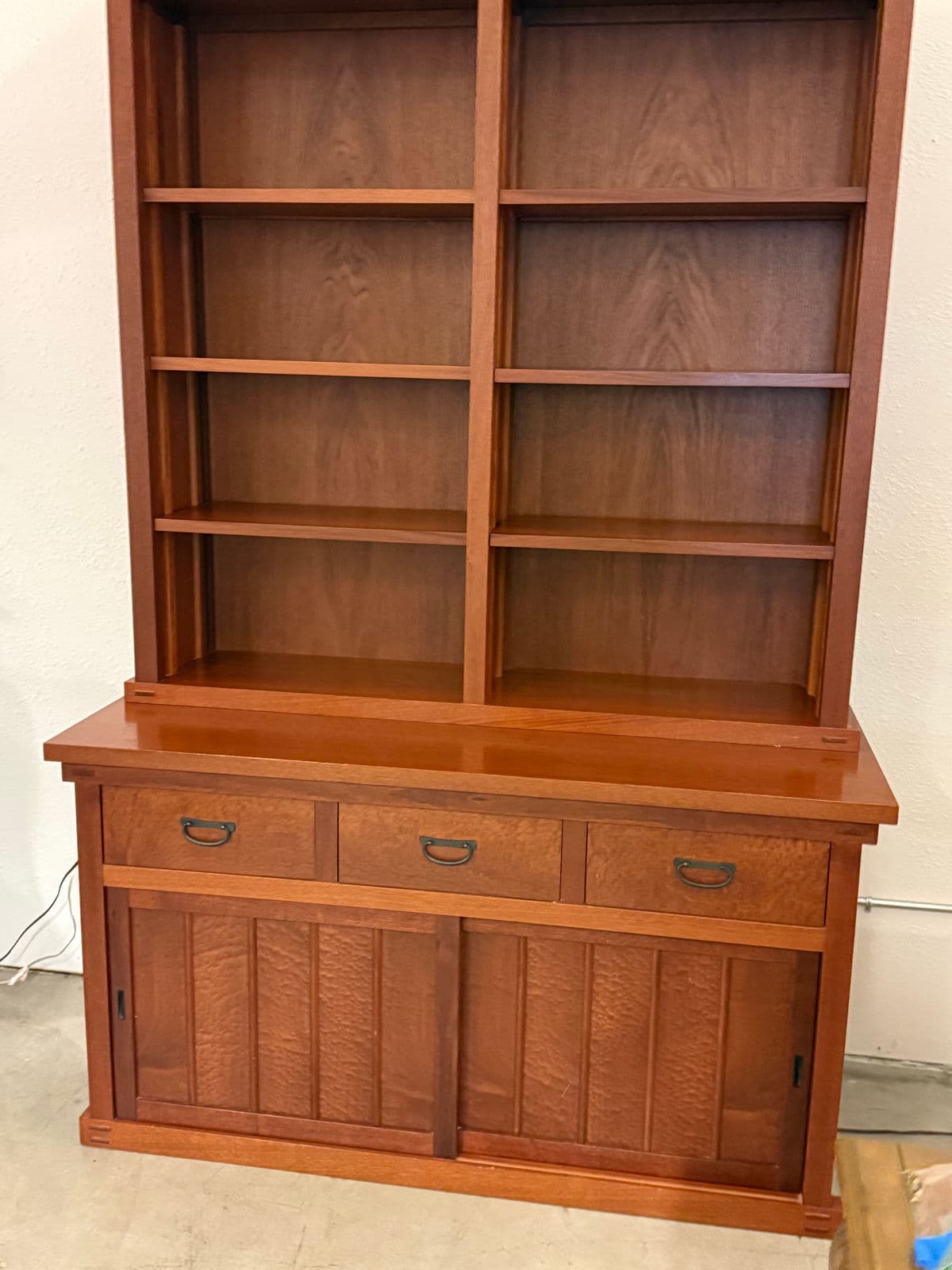 Late 20th Century Berkeley Mills Honduras Mahogany Wood China Cabinet - Thumbnail 5