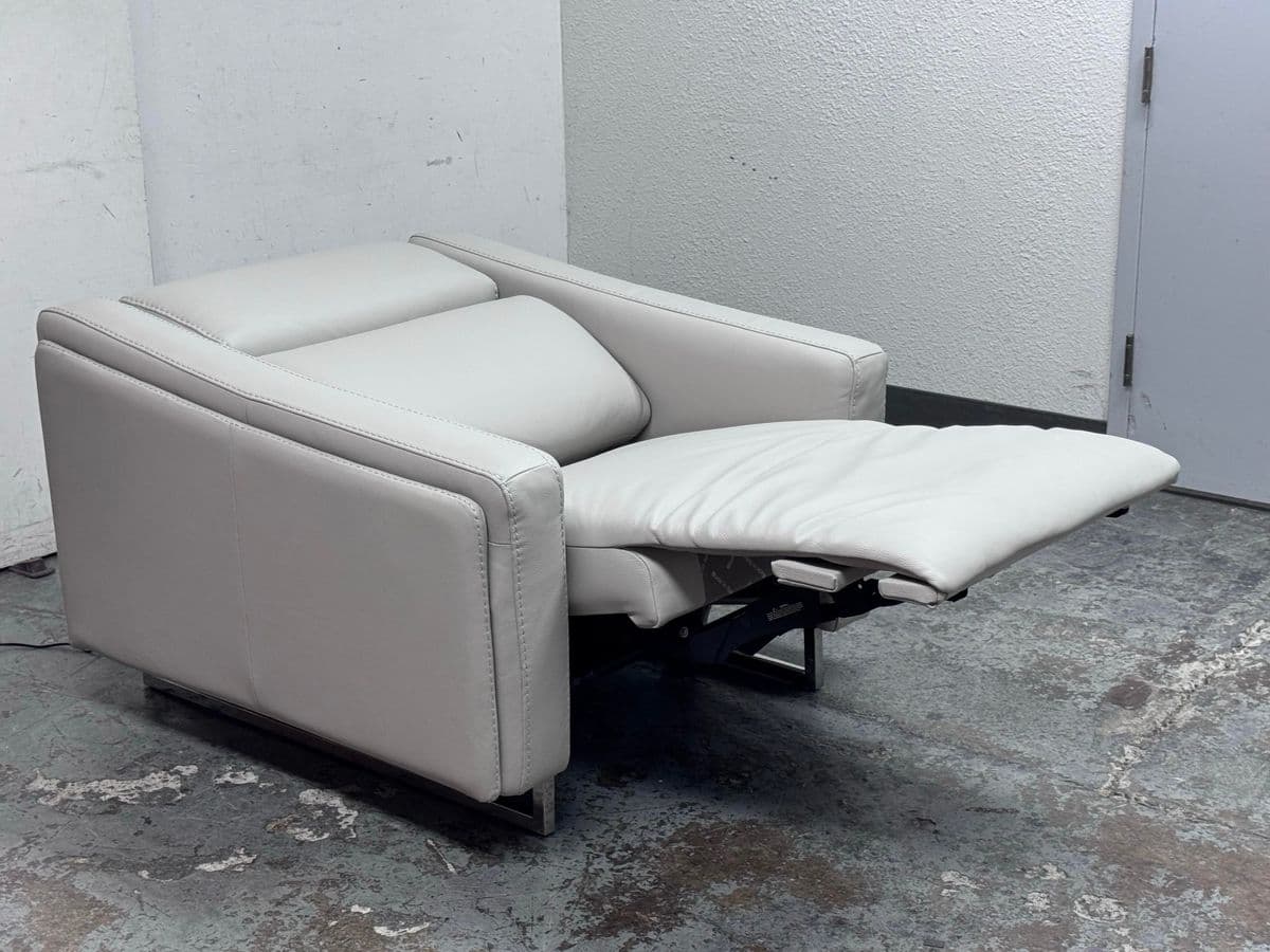 Loggia Showroom Athos Leather Power Recliner, Frozen - Thumbnail 10