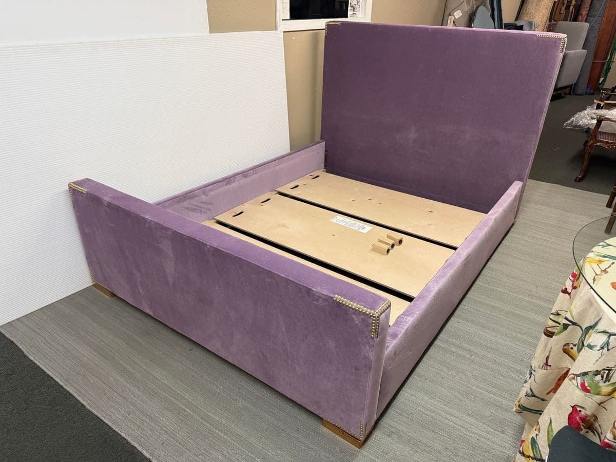 Queen Size Jonathan Adler Connery Venice Amethyst Velvet Bed Frame - Thumbnail 6