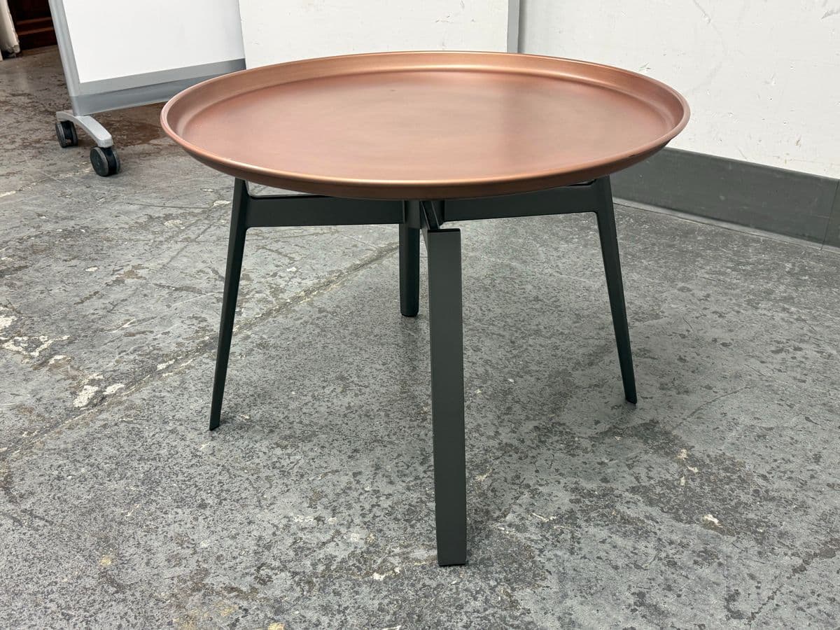 Patricia Urquiola Husk Table, Small - Thumbnail 3