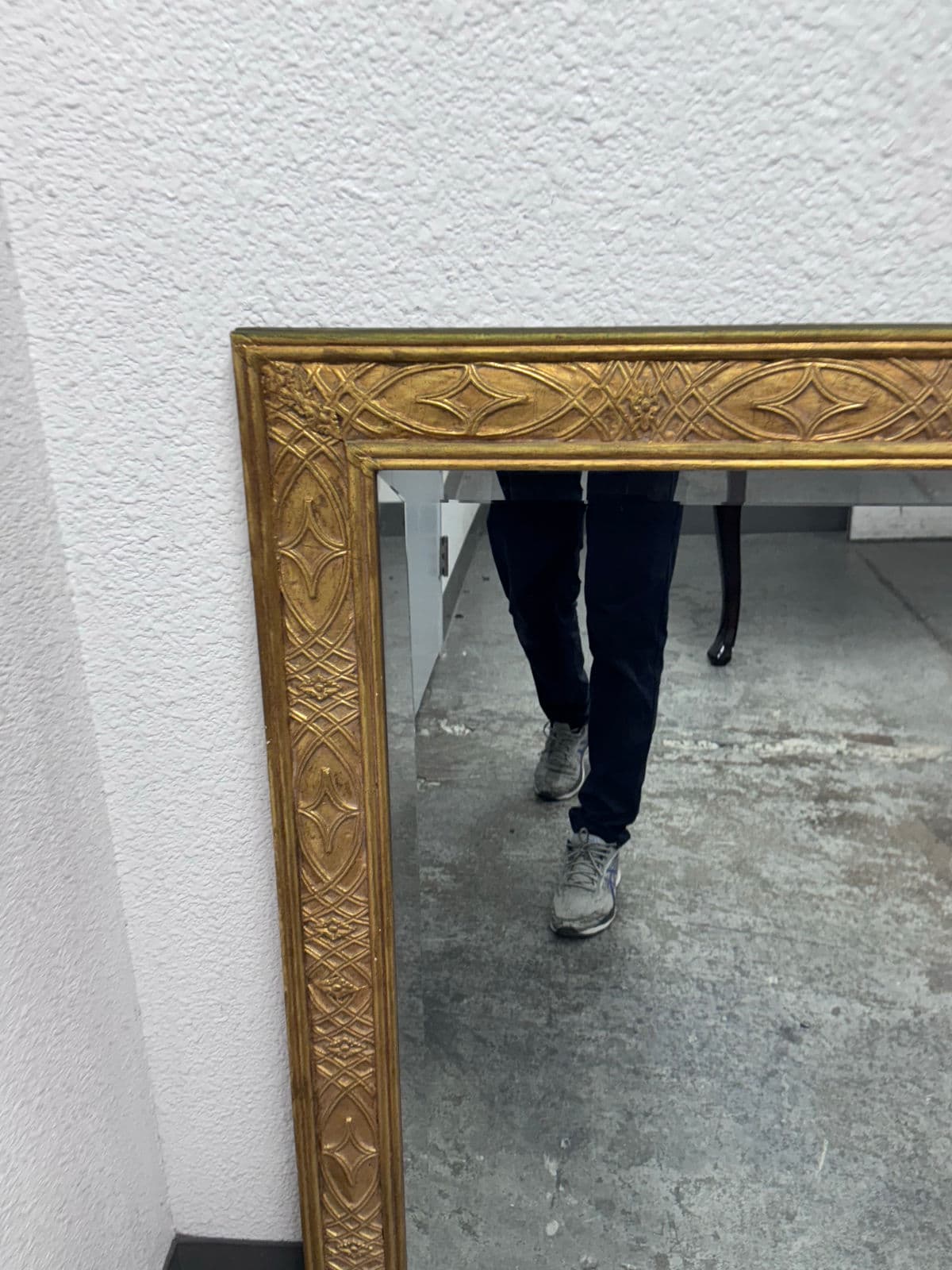 Decorative Arts, Inc Gold Framed Wall Mirror - Thumbnail 5