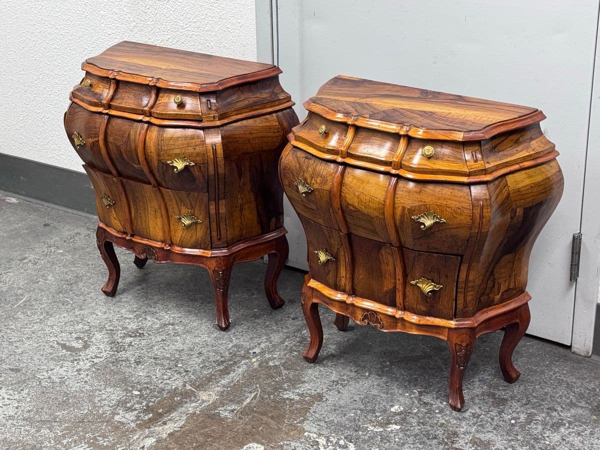 Mid 20th Century Rococo Italian Style Olive Wood Nightstands, Pair - Thumbnail 3