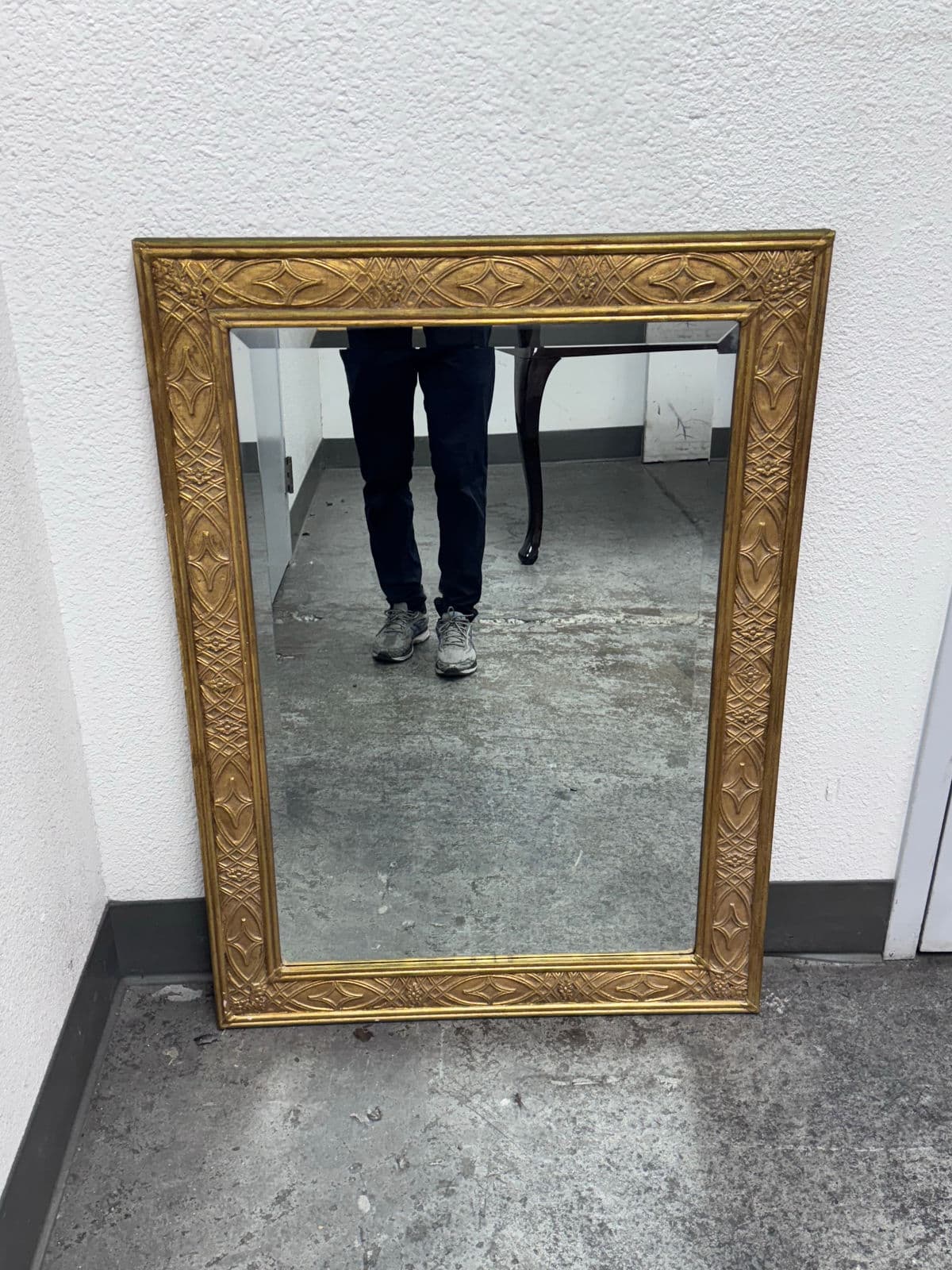 Decorative Arts, Inc Gold Framed Wall Mirror - Thumbnail 3