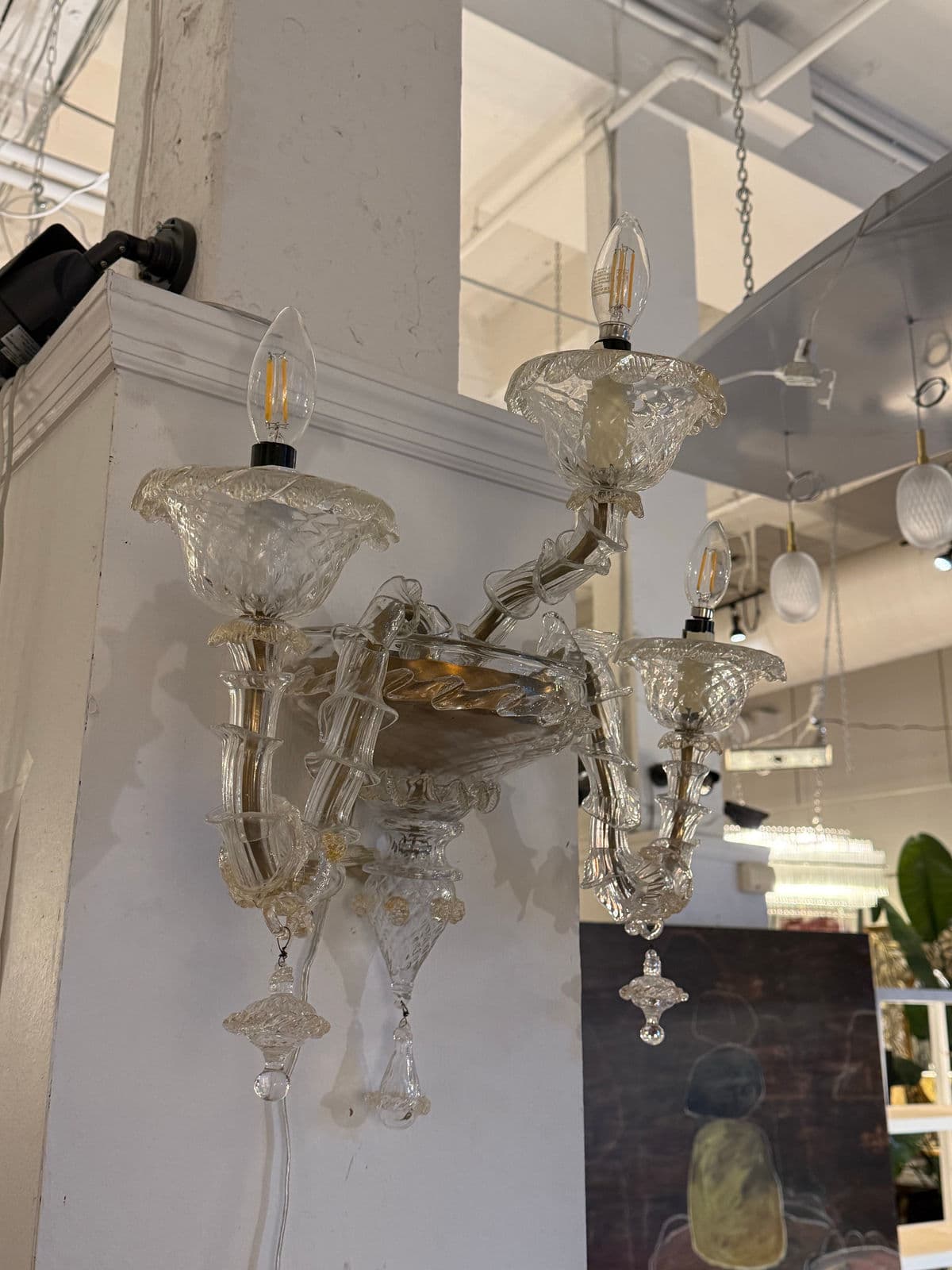 Mid 20th Century Murano Style Glass + Brass Sconce - Thumbnail 5