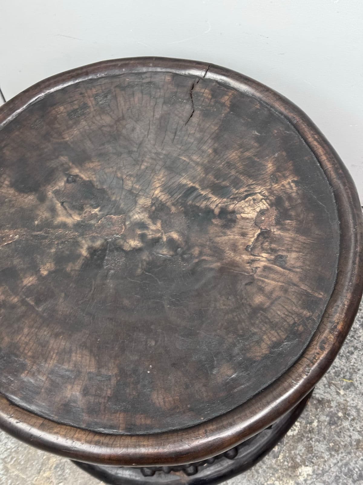 Bamileke King Stool Table - Thumbnail 6