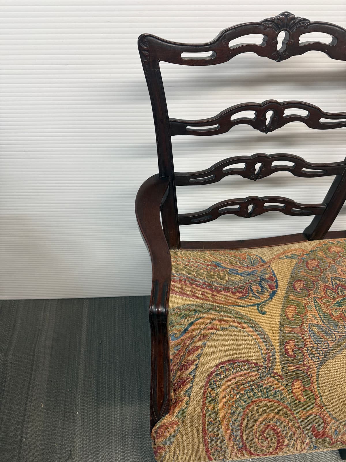 19th Century Chippendale Triple-Back Settee - Thumbnail 12