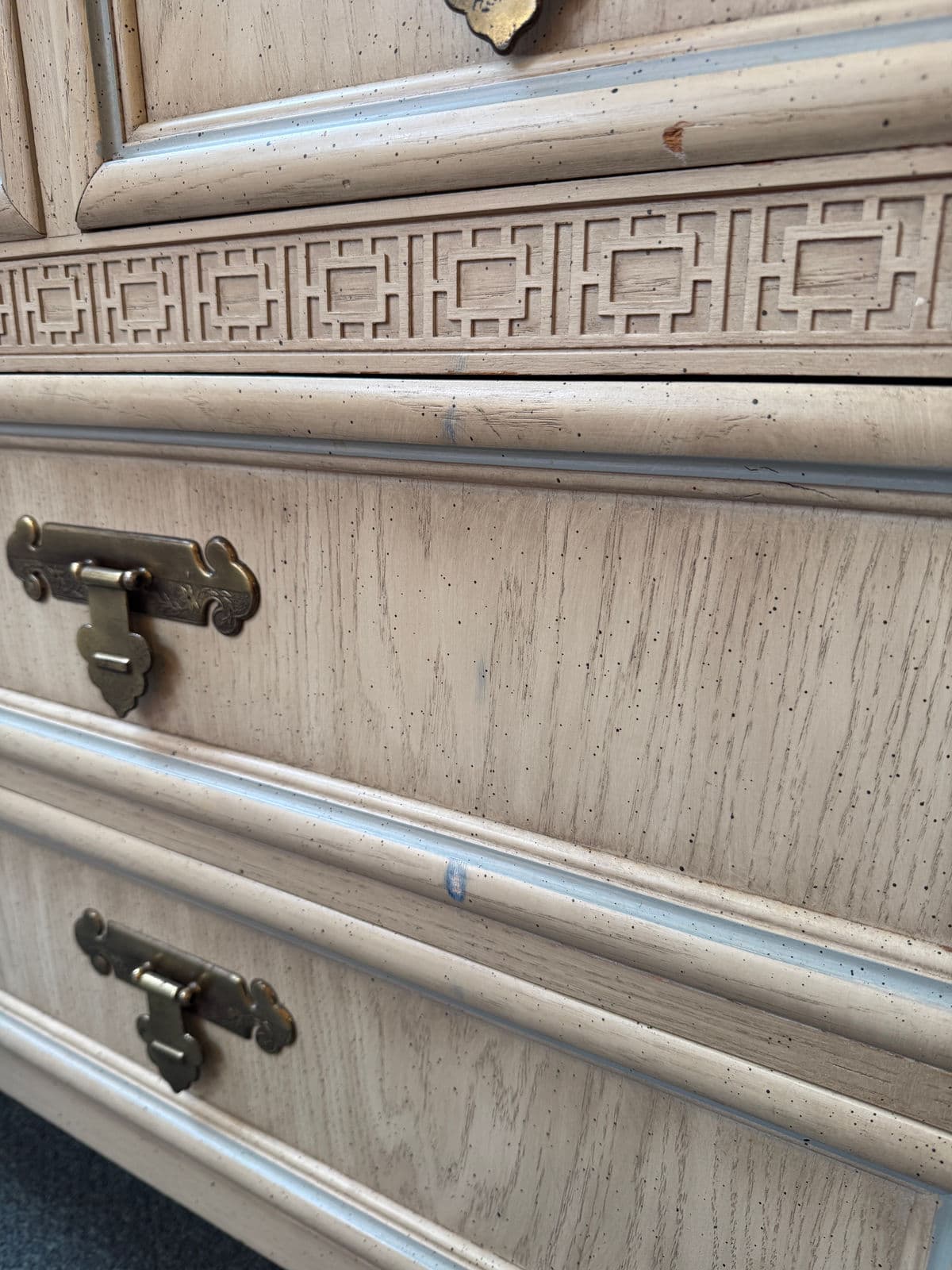 Mid 20th Century Dixie Furniture Shangri-La Chinoiserie Dresser + Mirror - Thumbnail 13