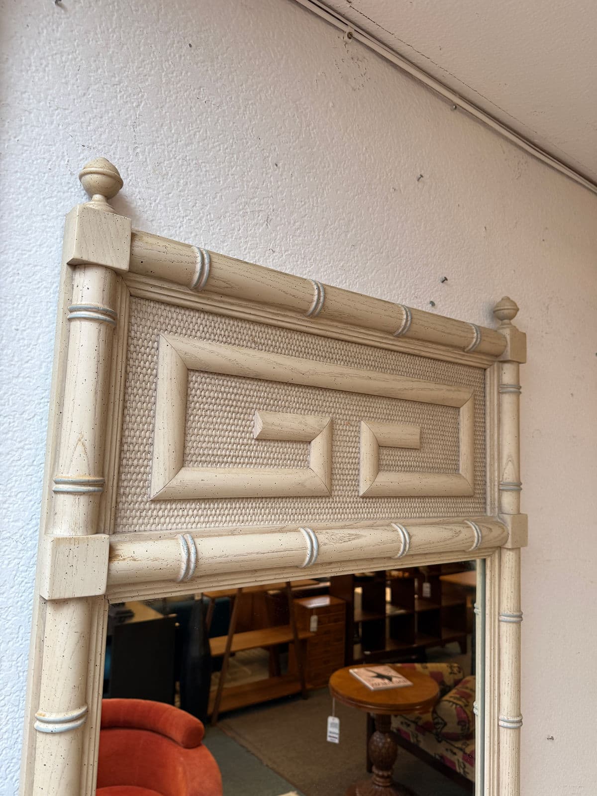 Mid 20th Century Dixie Furniture Shangri-La Chinoiserie Dresser + Mirror - Thumbnail 12