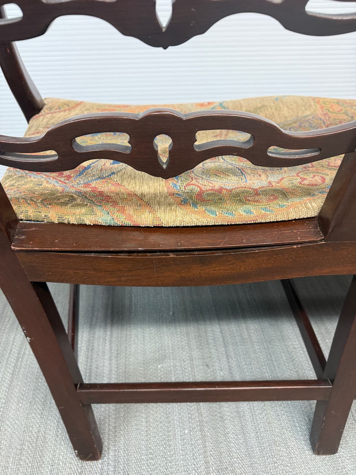 19th Century Chippendale Triple-Back Settee - Thumbnail 9