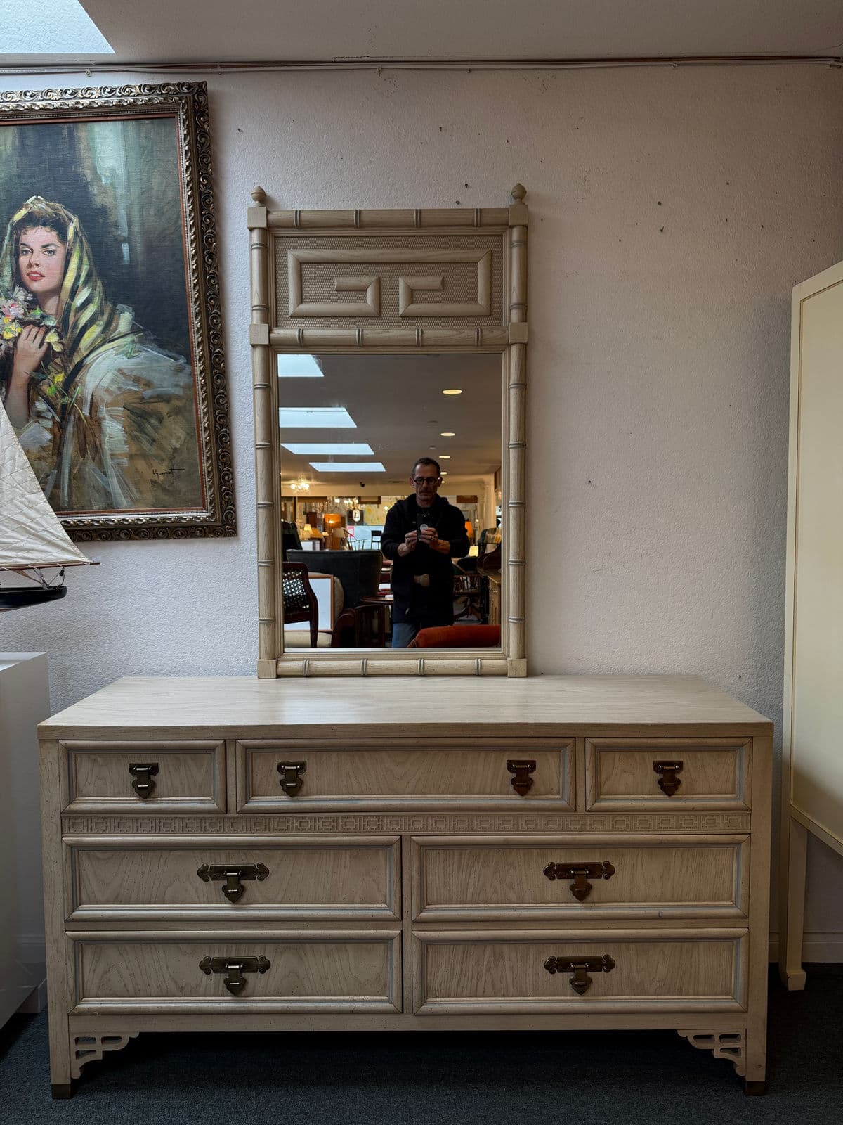 Mid 20th Century Dixie Furniture Shangri-La Chinoiserie Dresser + Mirror - Thumbnail 4