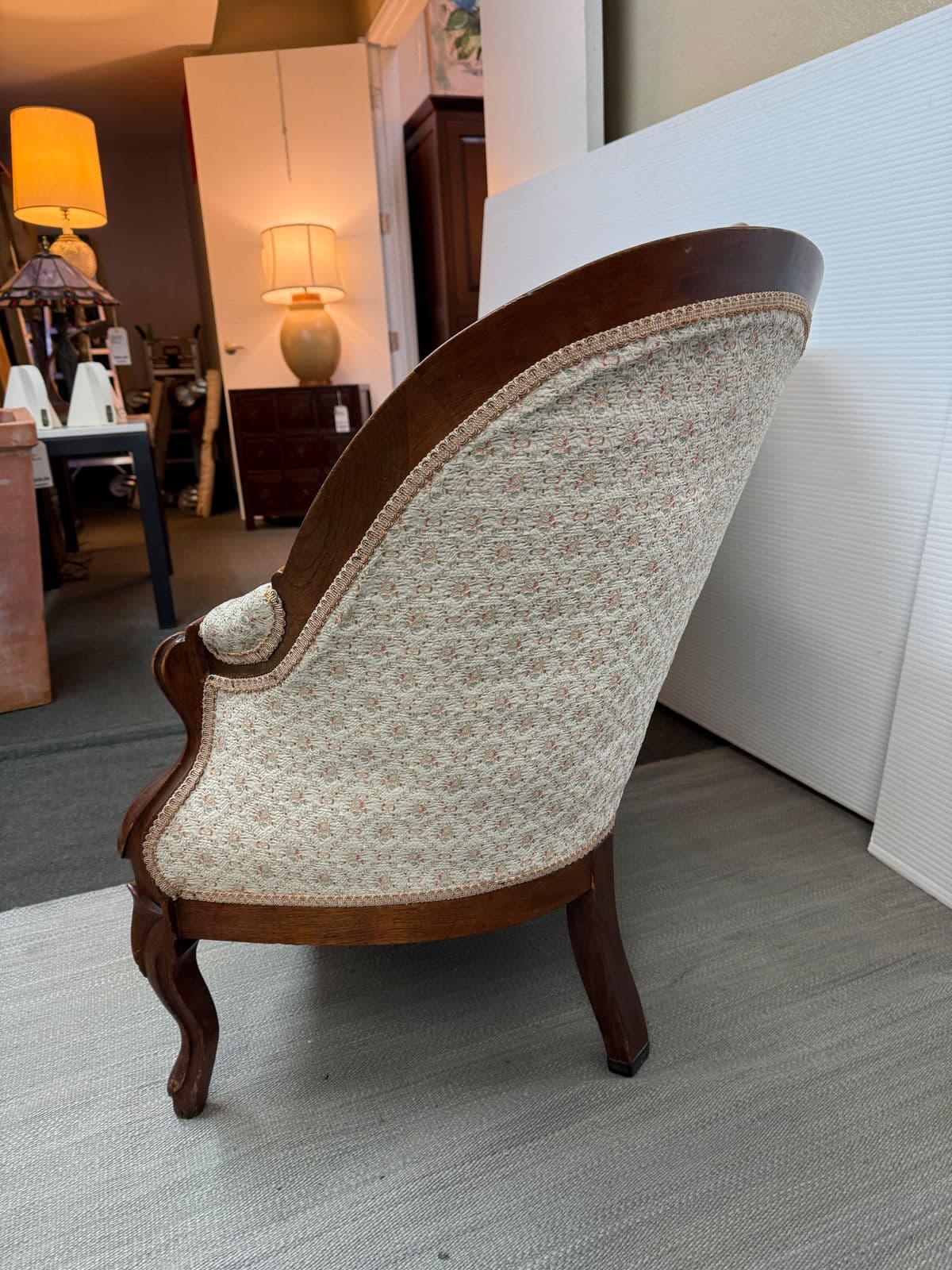 Antique Victorian Balloon Back Sofa - Thumbnail 6