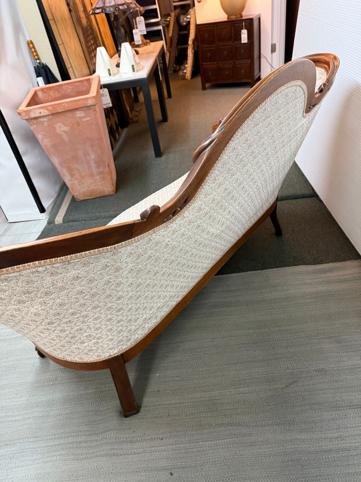 Antique Victorian Balloon Back Sofa - Thumbnail 10