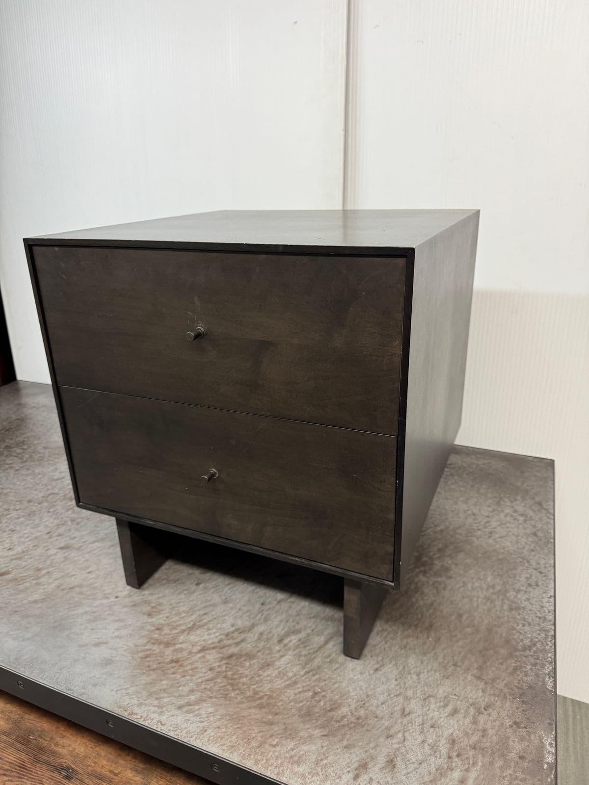 Room & Board Hudson Two Drawer Nightstand - Thumbnail 5