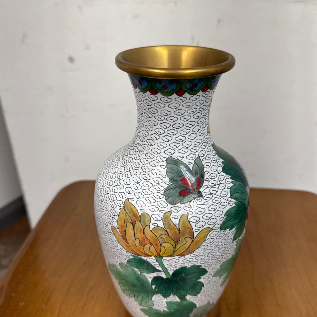 Chinese Enamel Cloisonné Vase With Flowers - Thumbnail 13