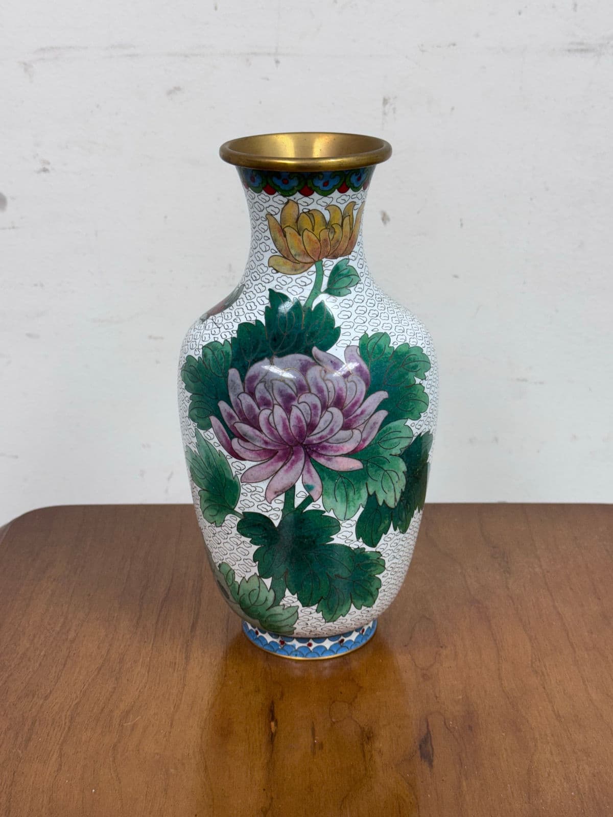 Chinese Enamel Cloisonné Vase With Flowers - Thumbnail 8