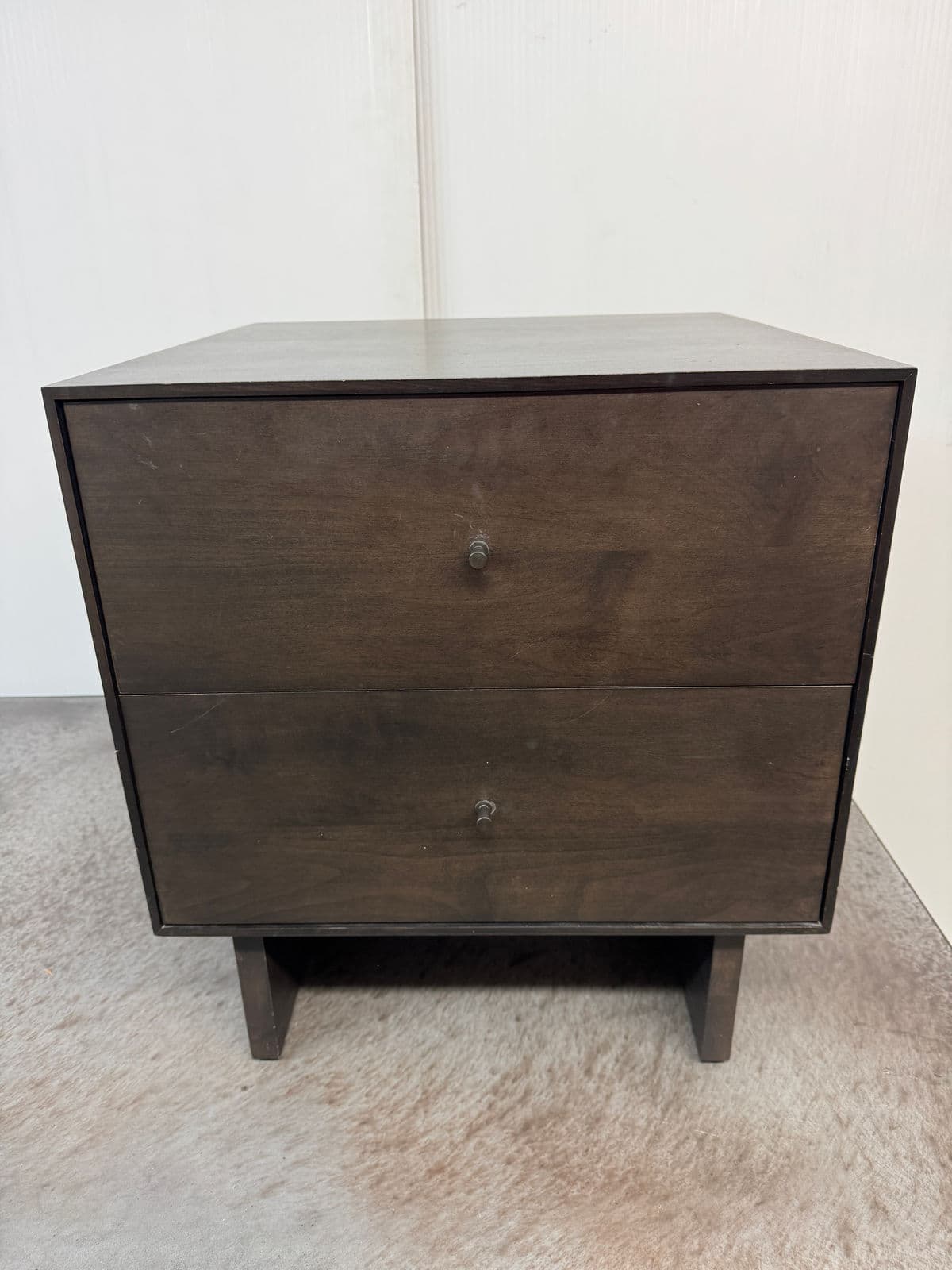 Room & Board Hudson Two Drawer Nightstand - Thumbnail 3