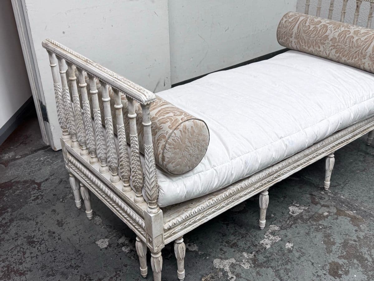 Late 18th Century Swedish Gustavian Daybed - Thumbnail 6