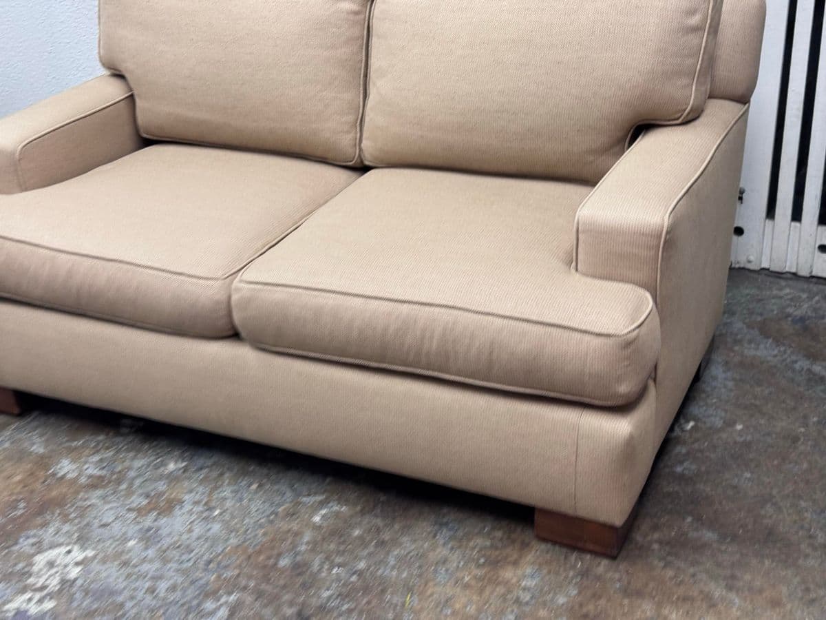 Village Square Apartment Sofa - Thumbnail 12