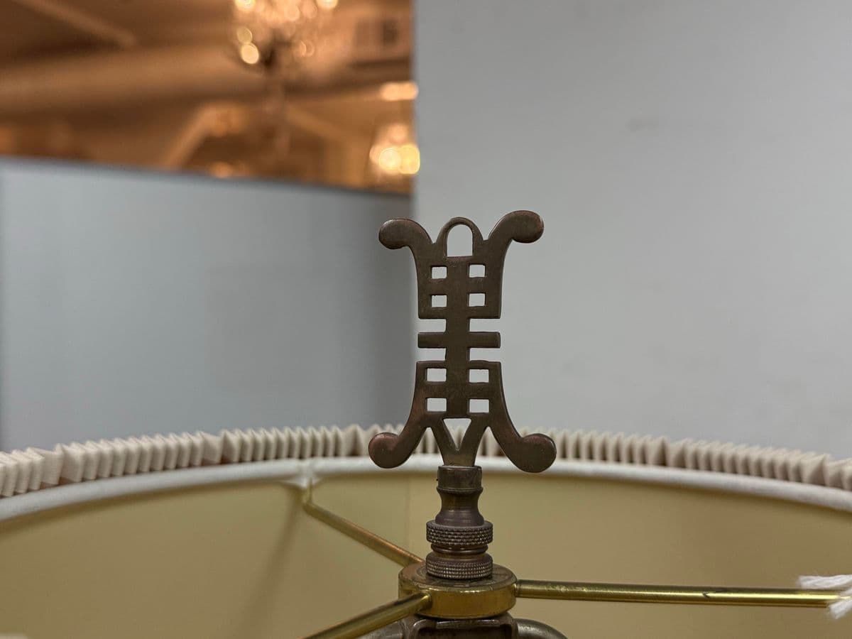 Chinese Famille Rose Table Lamp With Pleated Shade - Thumbnail 5