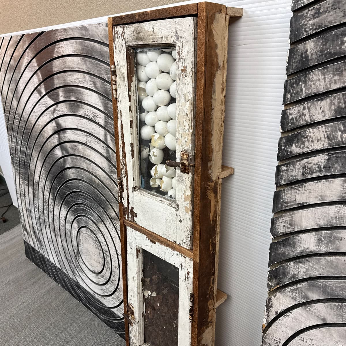 Mixed Media Artwork From Unknown Artist - Thumbnail 9