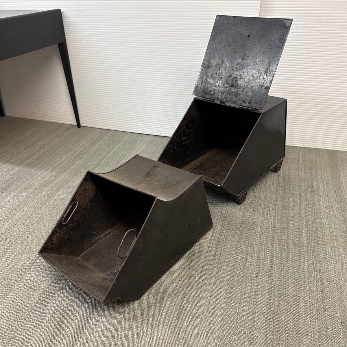 Antique Victorian Coal Scuttle or Hod - Thumbnail 8