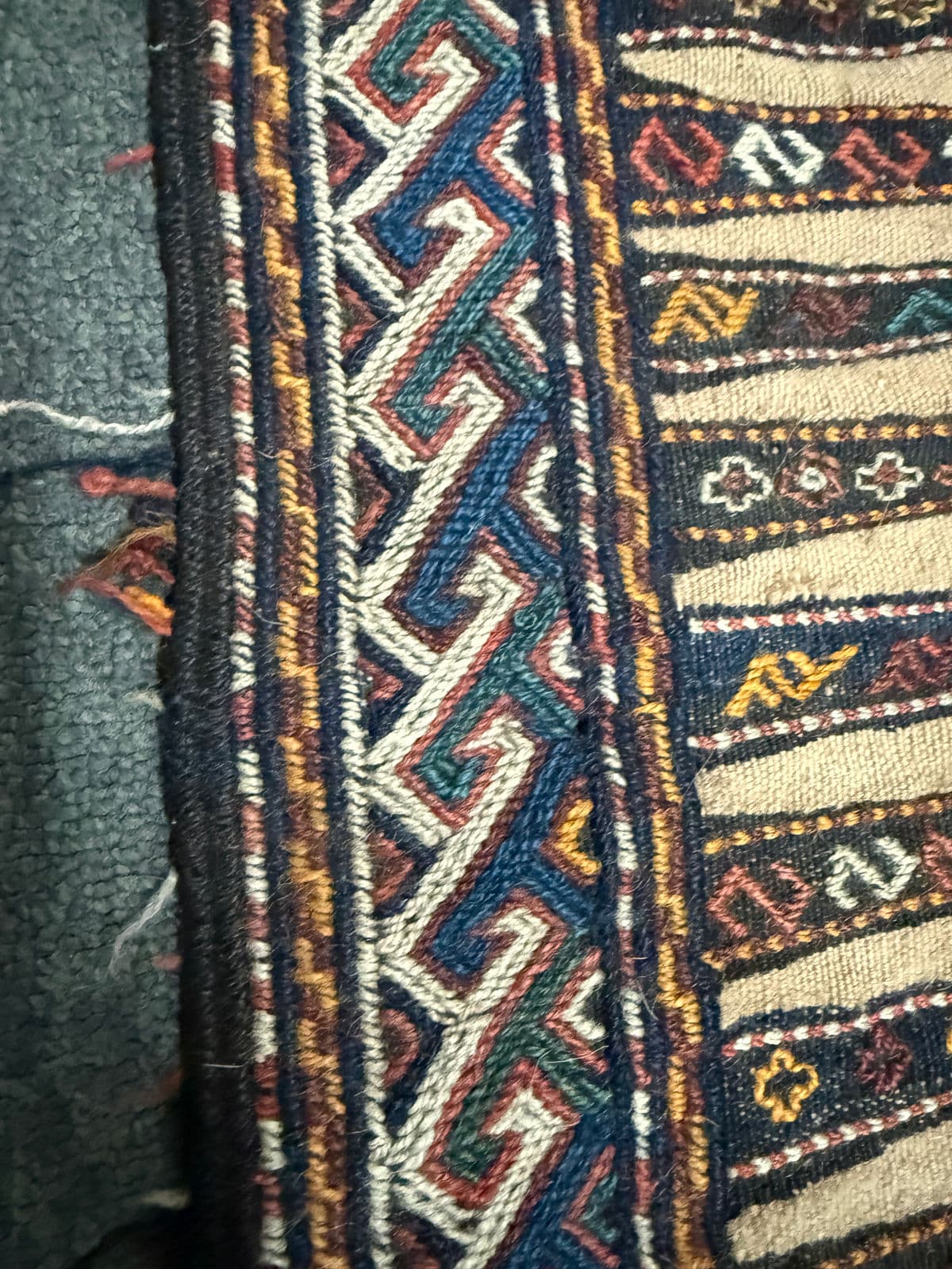 2ft 8in × 7ft 8in Iranian Sumak Kilim Runner - Thumbnail 12