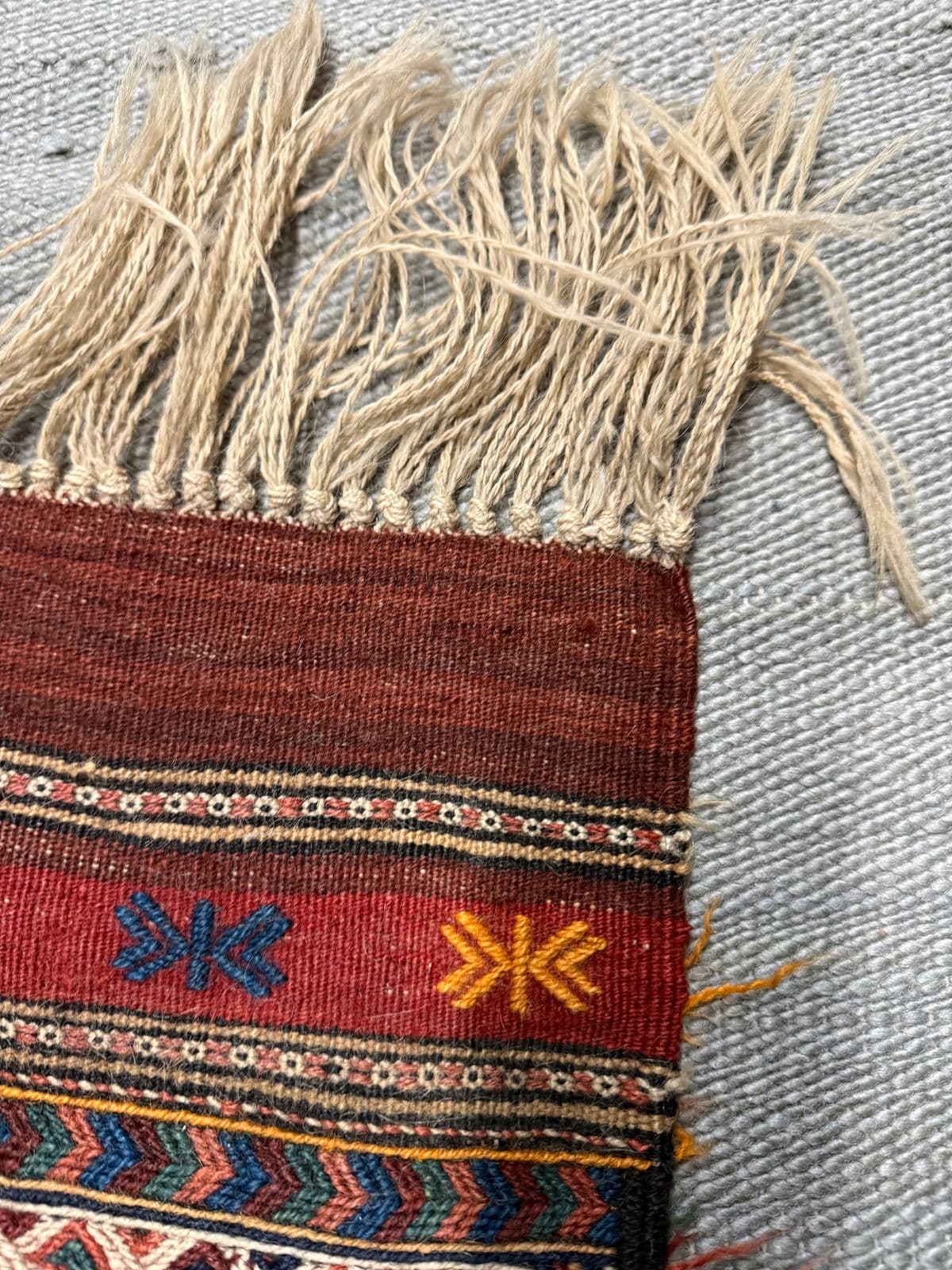 2ft 8in × 7ft 8in Iranian Sumak Kilim Runner - Thumbnail 9