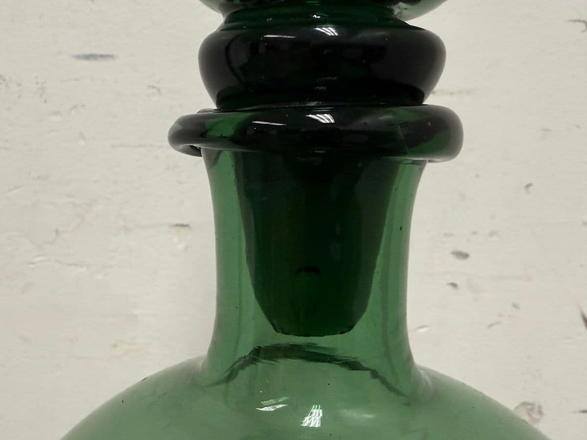 Italian Hand Blown Green Vessel With Stopper - Thumbnail 8