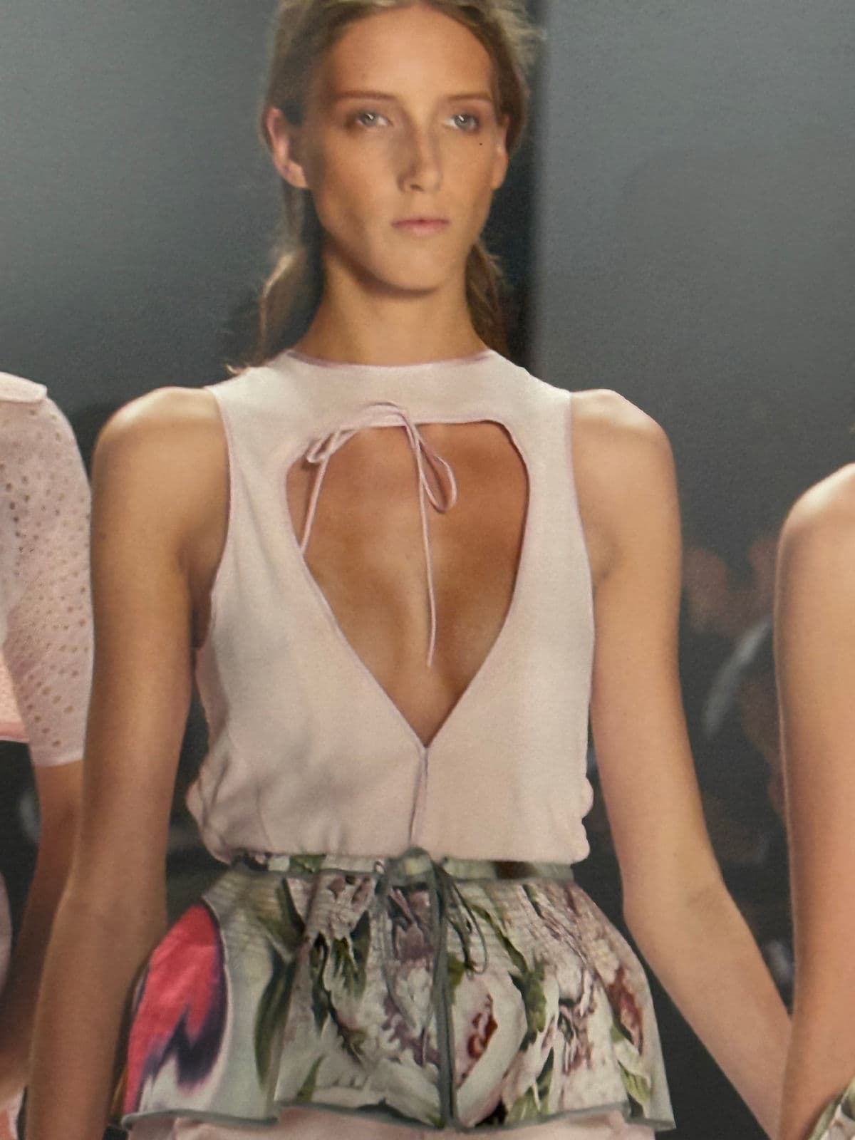 Vera Wang Spring/Summer Collection Fashion Show Print, Framed - Thumbnail 9